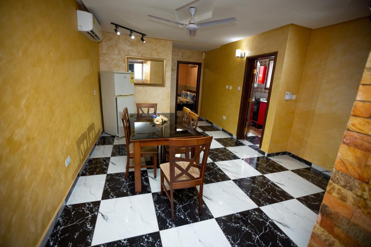 Bays Boutique Apartment Acra Exterior foto